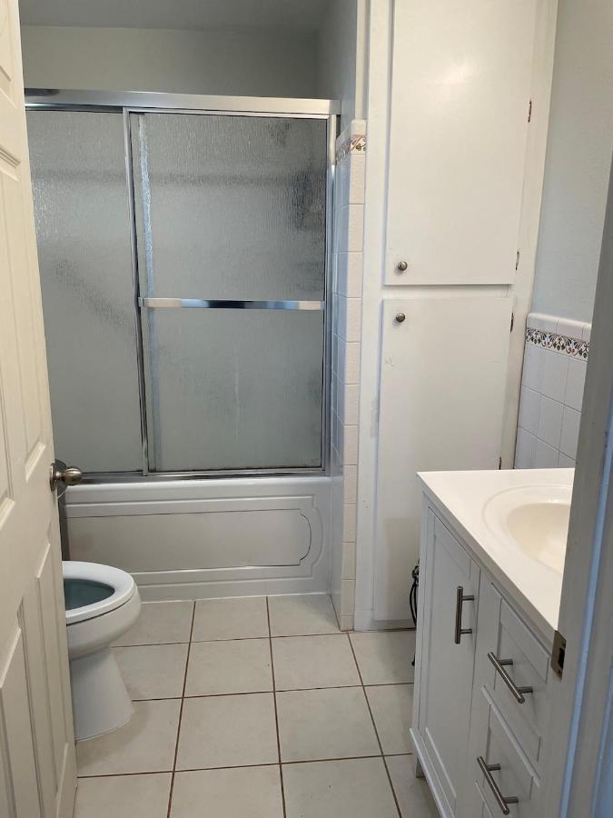 Private Room In Los Angeles With Wifi, Tv, And View Of Hollywood Sign & Shared Kitchen Luaran gambar